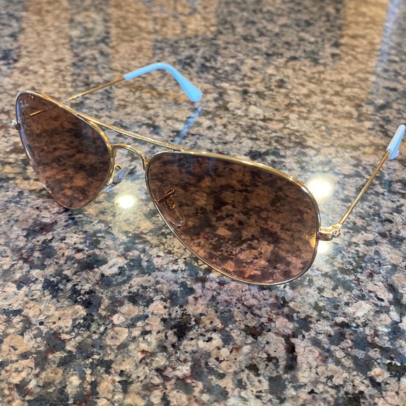 Pink Lens gold trim aviator ray ban sunglasses - Picture 1 of 6